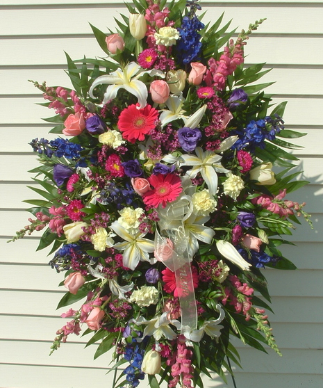 Tribute of Love standing Spray